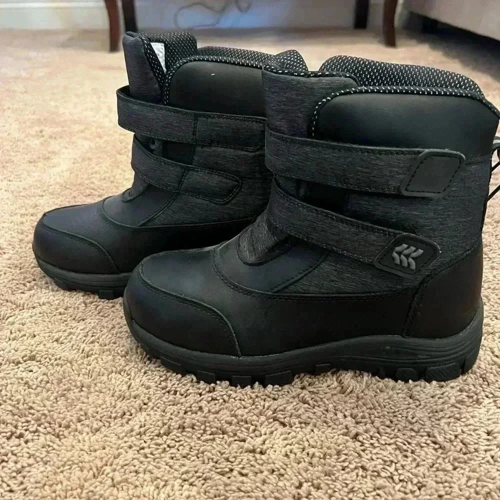 NWT new target kids 3 baker all in motion waterproof Velcro black boots snow